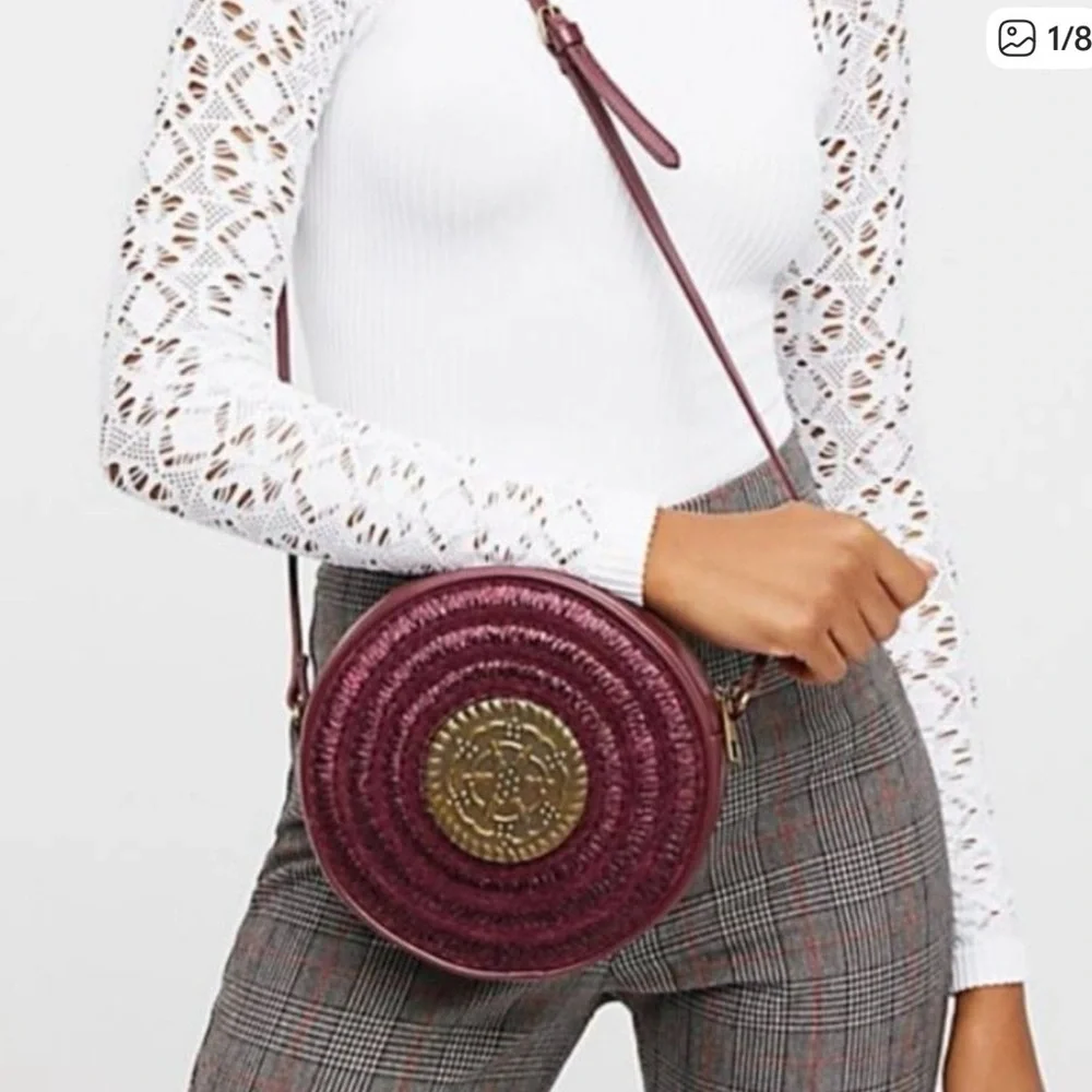 FREE PEOPE Tambourine Roundy Bag Crossbody Full Zip Boho Festival Woven